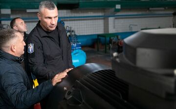 Віталій Кличко під час інспекції однієї з водопровідних насосних станцій «Київводоканалу». Фото: пресслужба мера