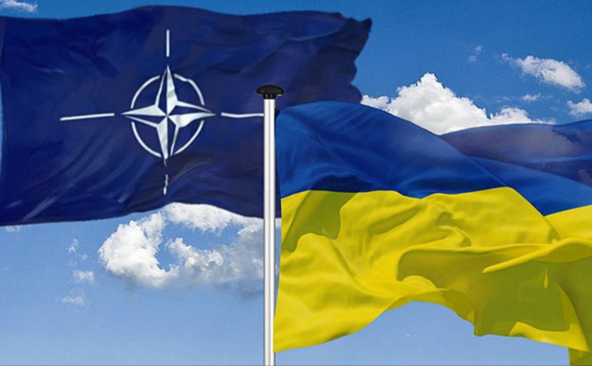Візит НАТО до Києва — консультації з Україною, а не війна: як Росія спотворює факти